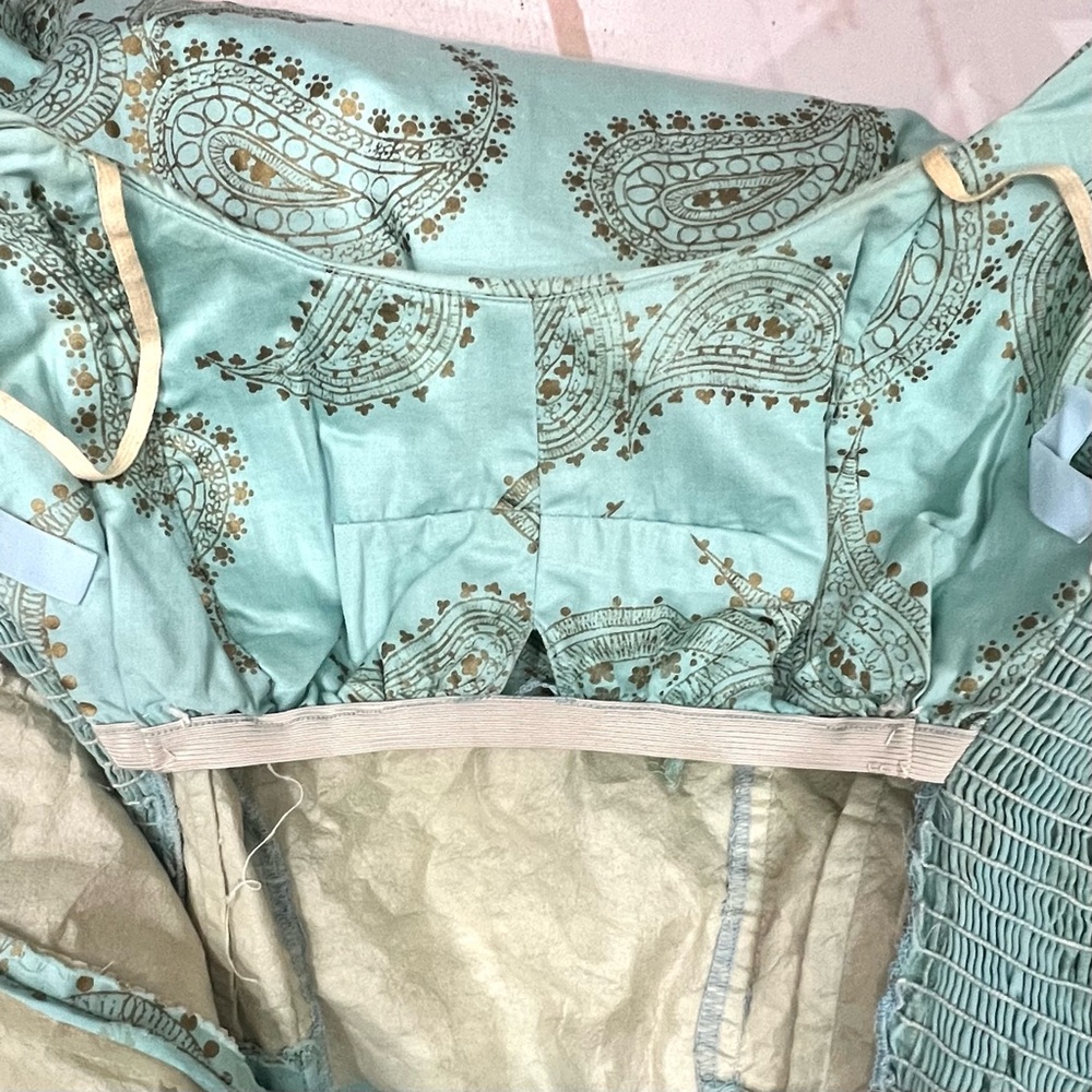 Vintage Alfred Shaheen Hawaiian Seafoam Gold Metallic Paisley Bombshell Dress - Picture 16 of 17